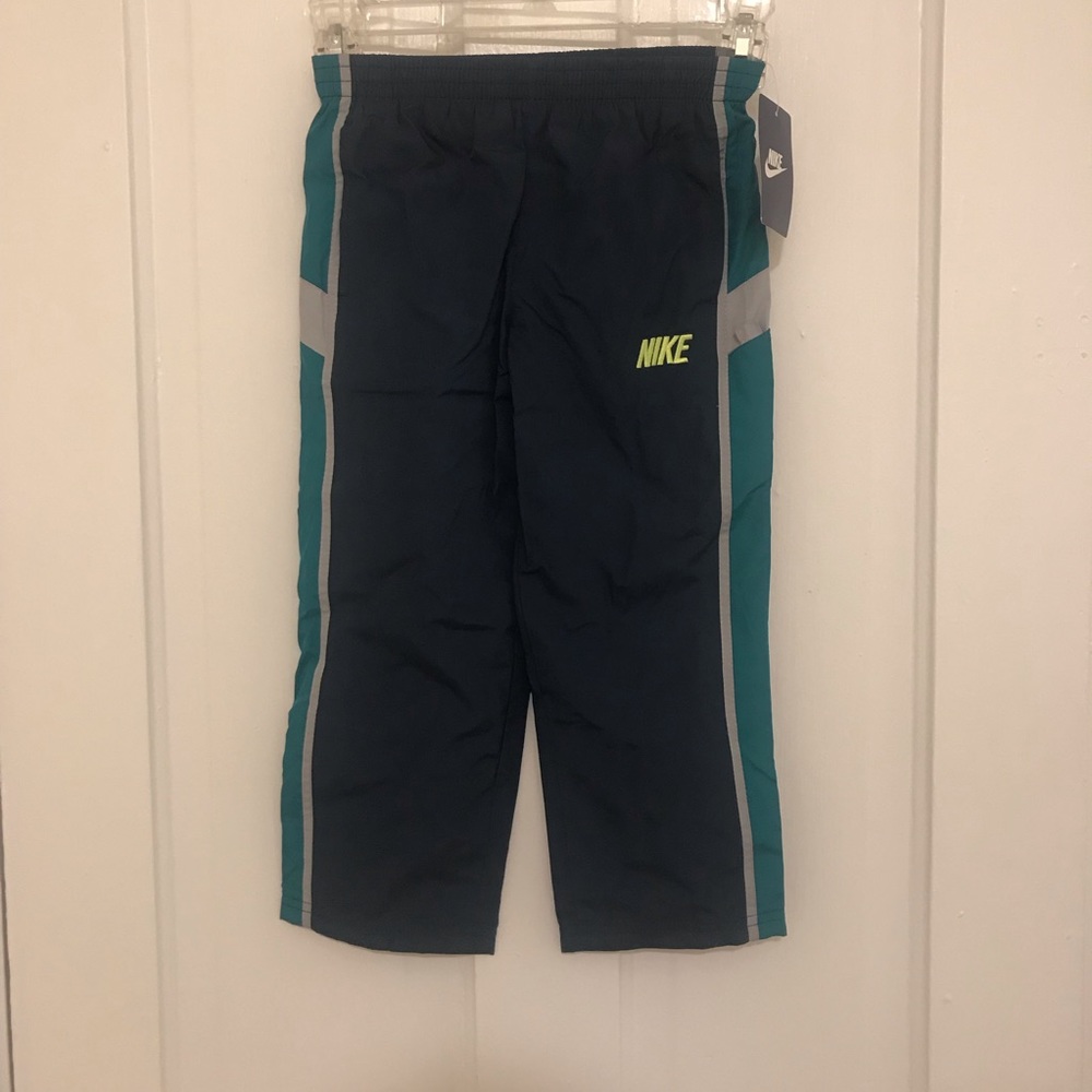 Boy’s Nike athletic pants. size 4T